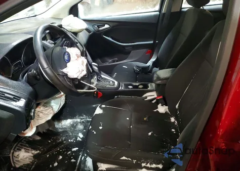 2016 Ford Focus Se z USA, uszkodzony, nr VIN 1FADP3F2XGL243563